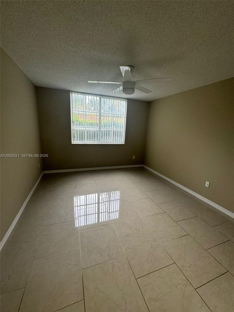 111 Yacht Club Way, Unit 107, Hypoluxo, FL 33462 Photo