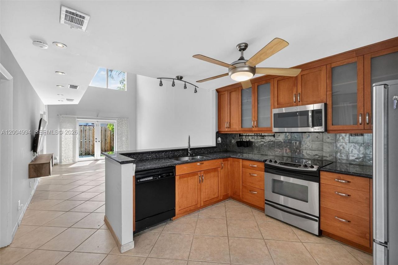341 City View Dr, Fort Lauderdale, FL 33311 Photo