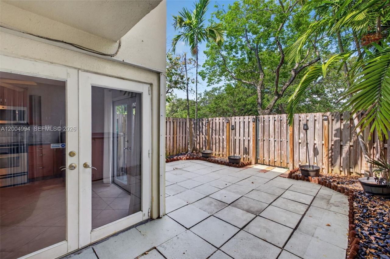 341 City View Dr, Fort Lauderdale, FL 33311 Photo