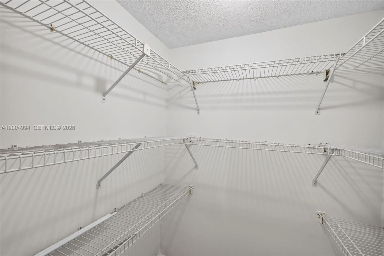 341 City View Dr, Fort Lauderdale, FL 33311 Photo