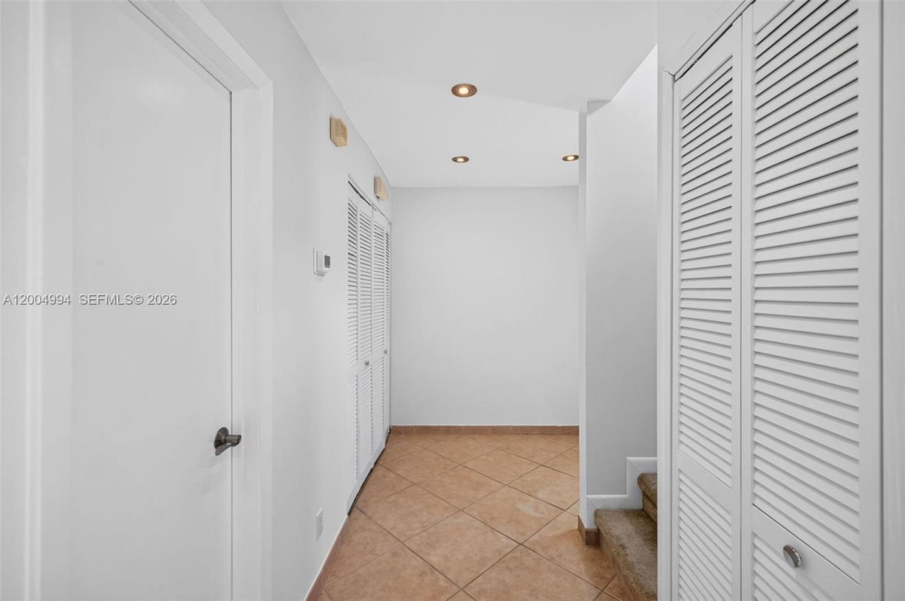 341 City View Dr, Fort Lauderdale, FL 33311 Photo
