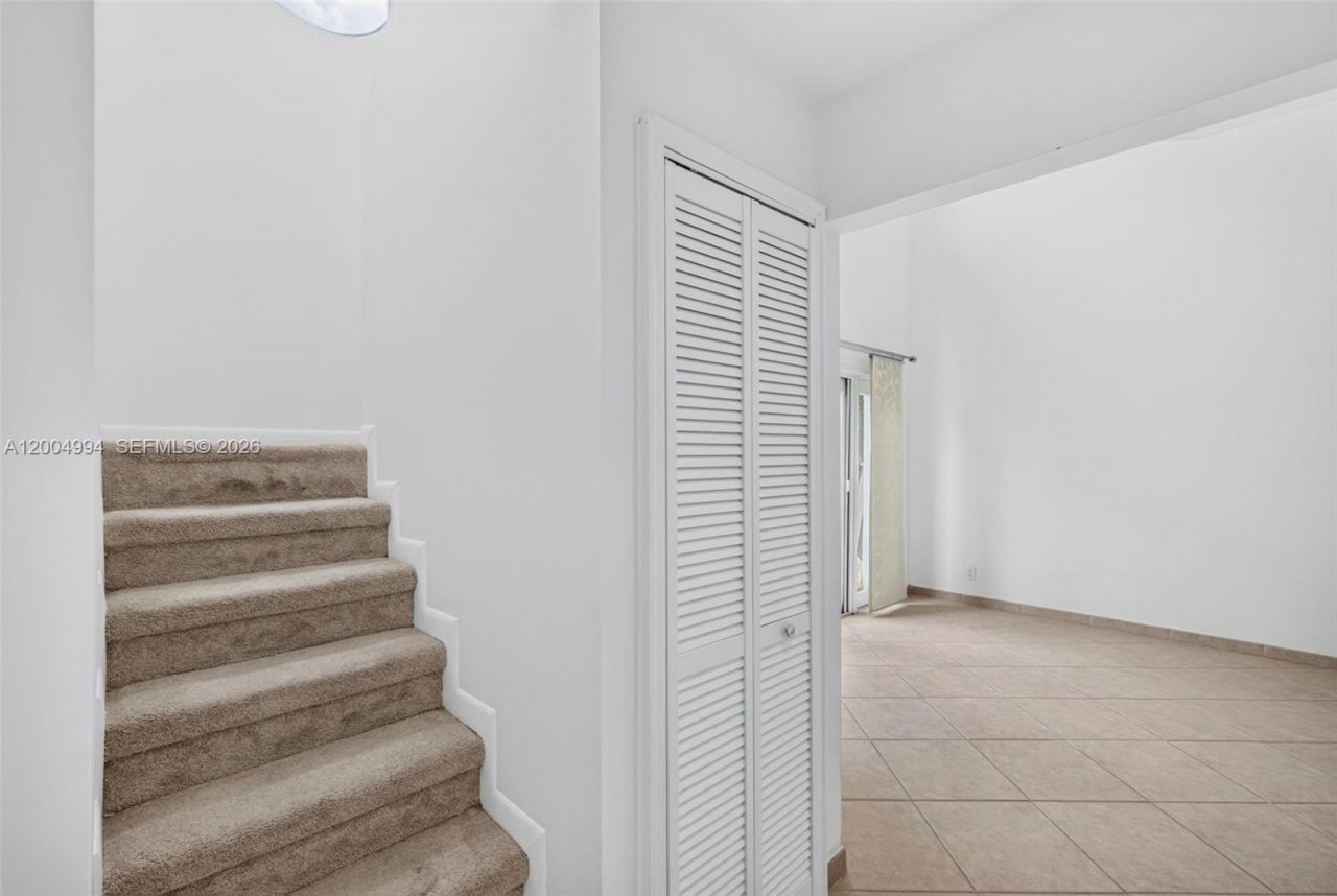 341 City View Dr, Fort Lauderdale, FL 33311 Photo