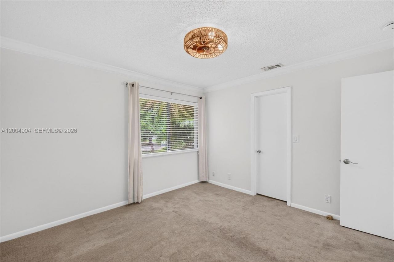 341 City View Dr, Fort Lauderdale, FL 33311 Photo