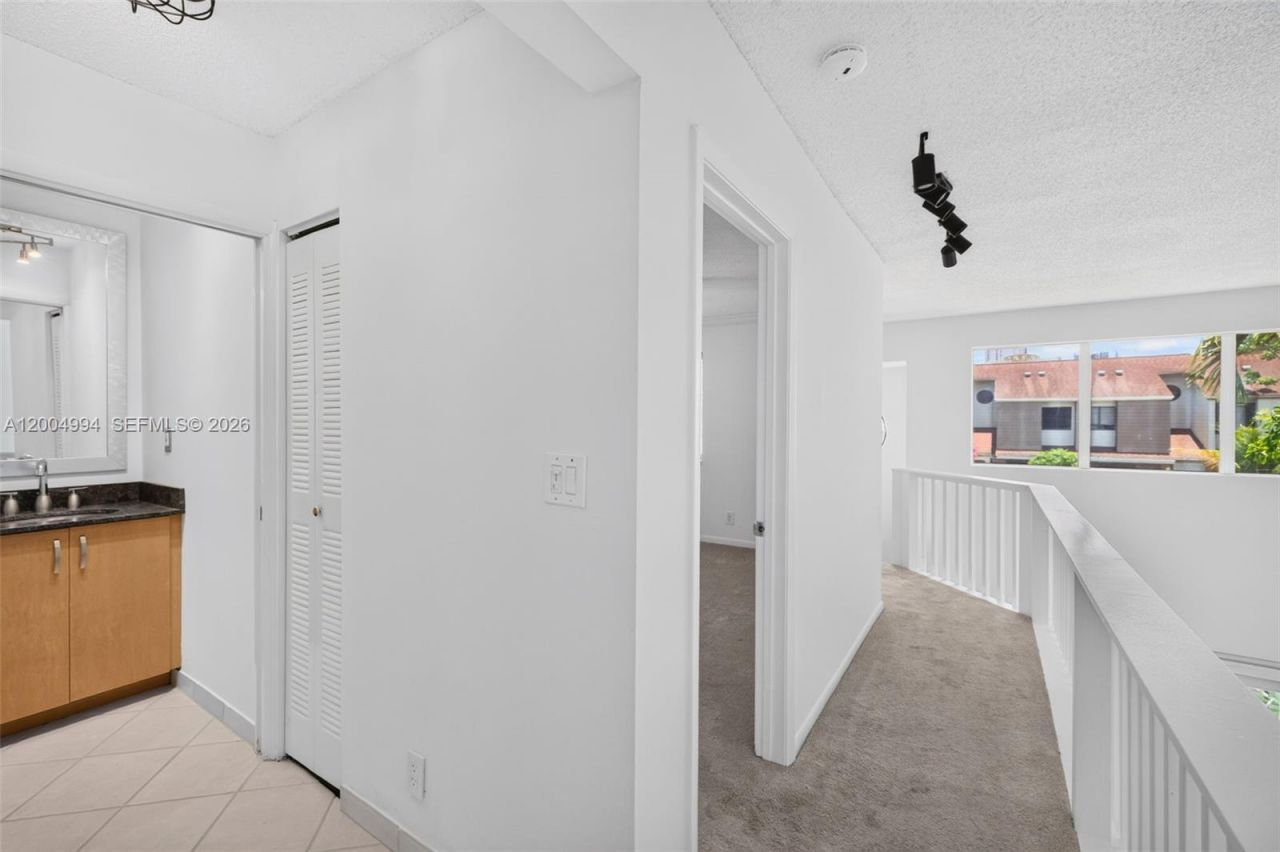 341 City View Dr, Fort Lauderdale, FL 33311 Photo