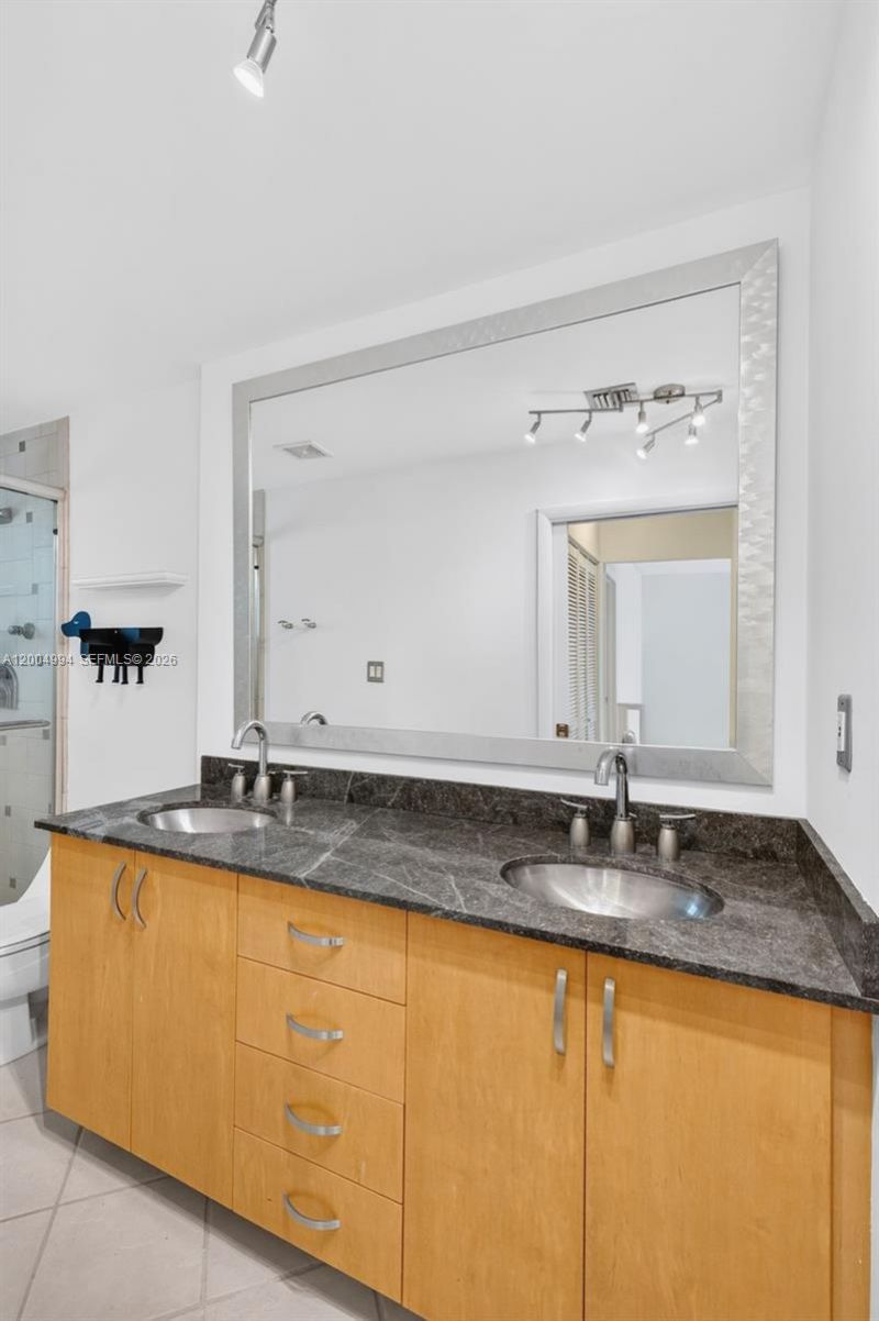 341 City View Dr, Fort Lauderdale, FL 33311 Photo