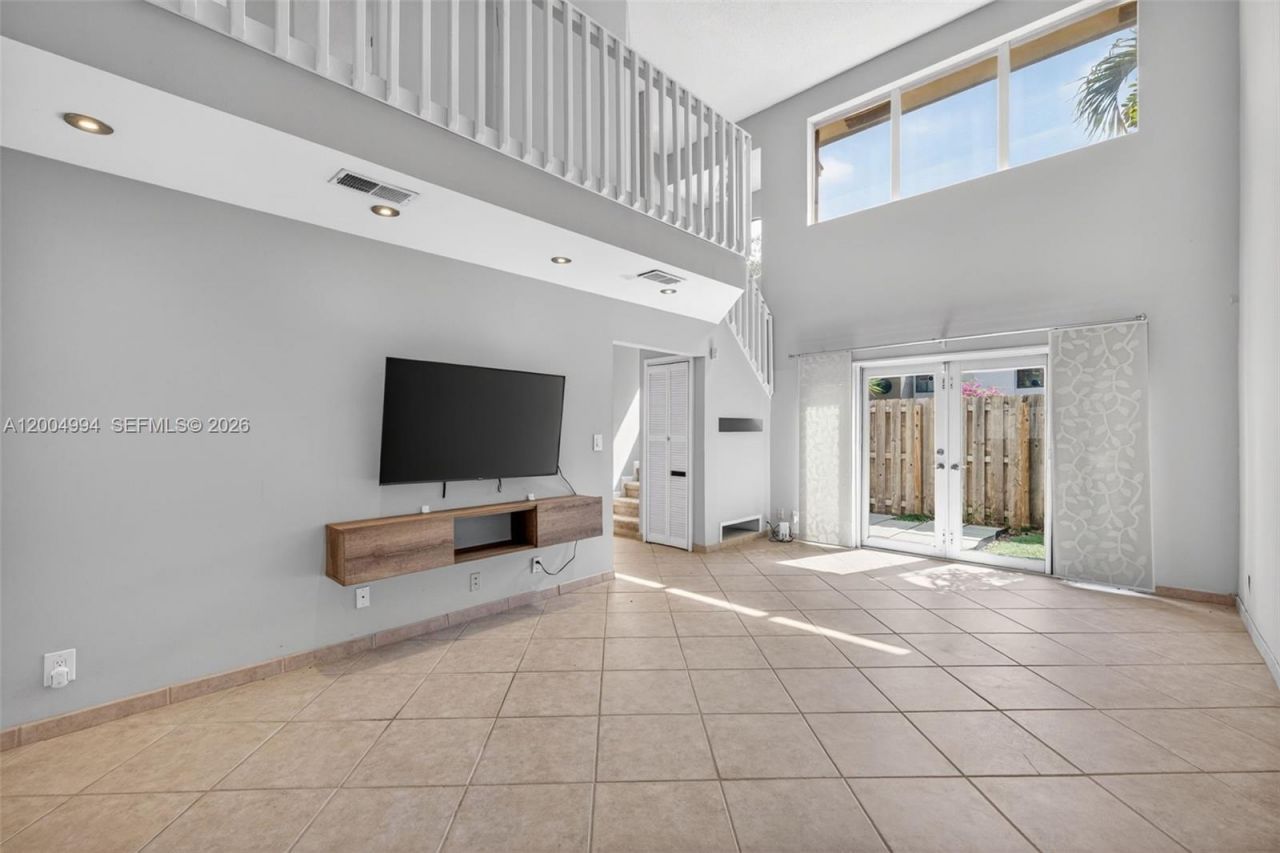 341 City View Dr, Fort Lauderdale, FL 33311 Photo