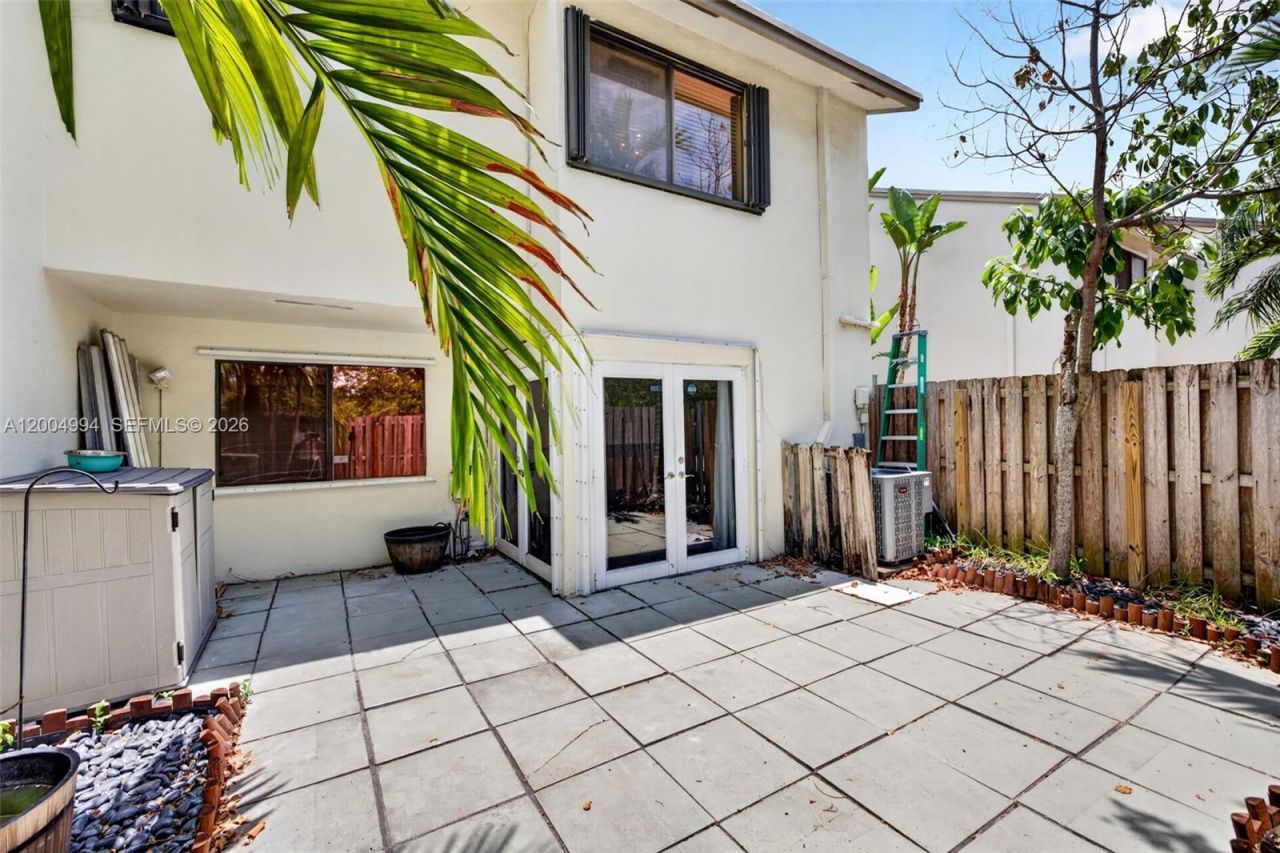 341 City View Dr, Fort Lauderdale, FL 33311 Photo