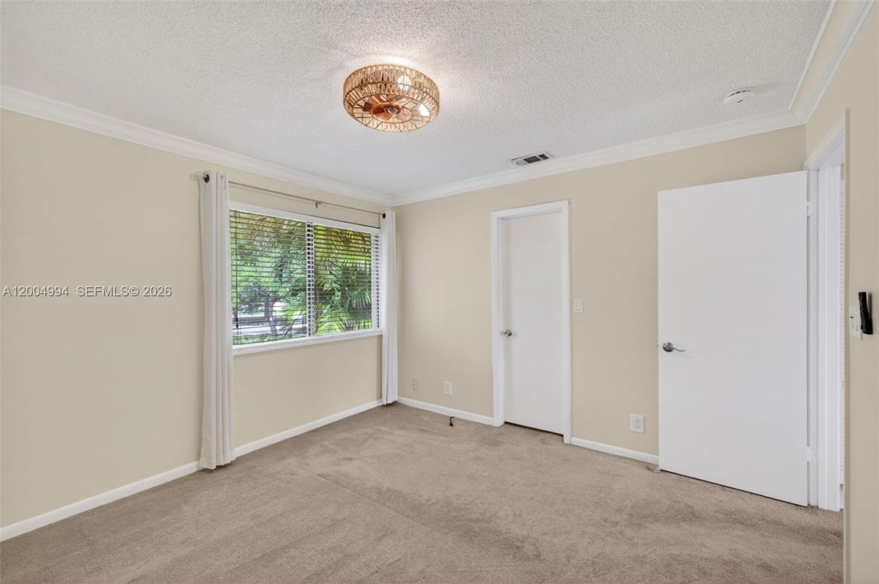 341 City View Dr, Fort Lauderdale, FL 33311 Photo