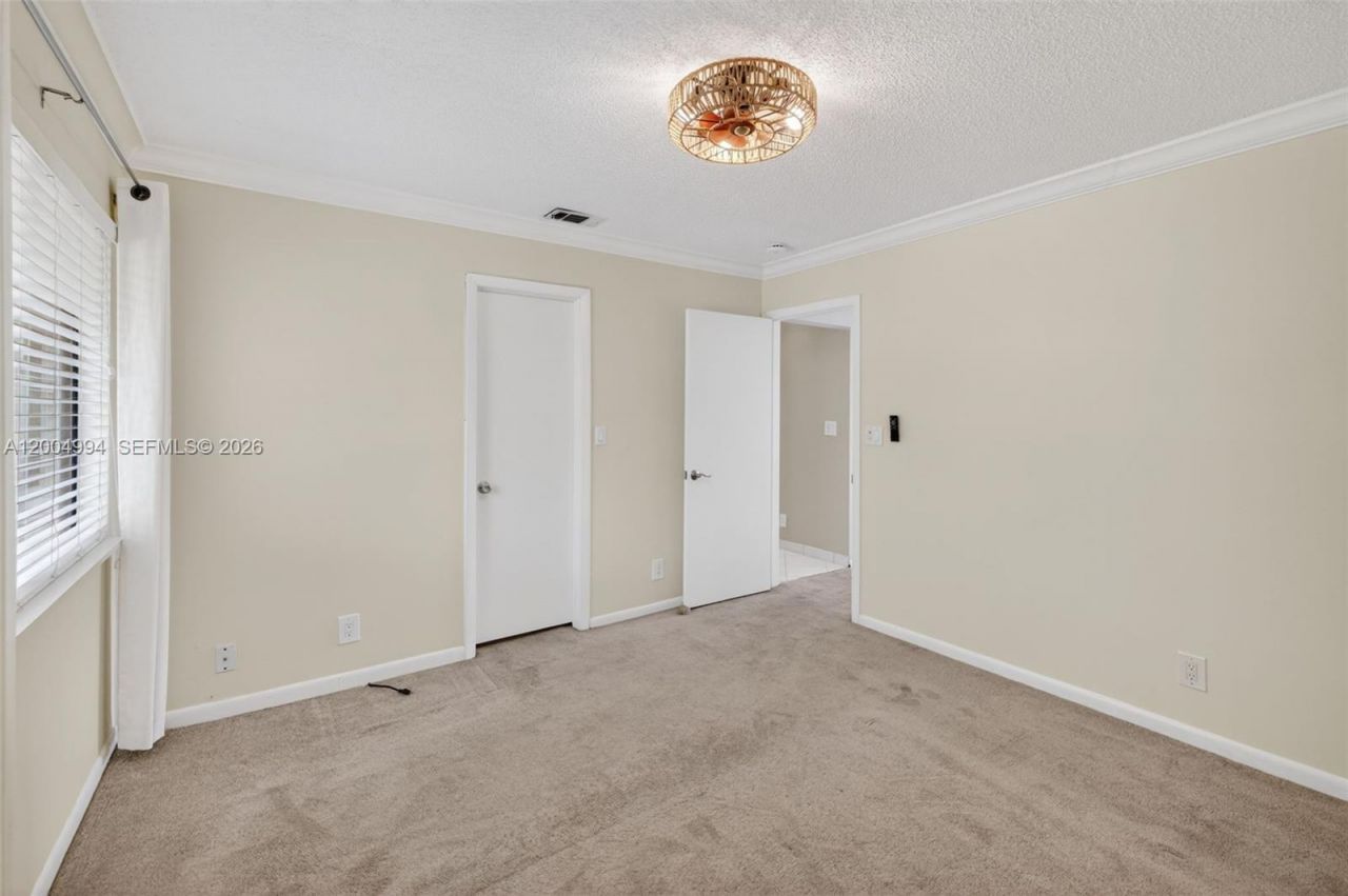 341 City View Dr, Fort Lauderdale, FL 33311 Photo