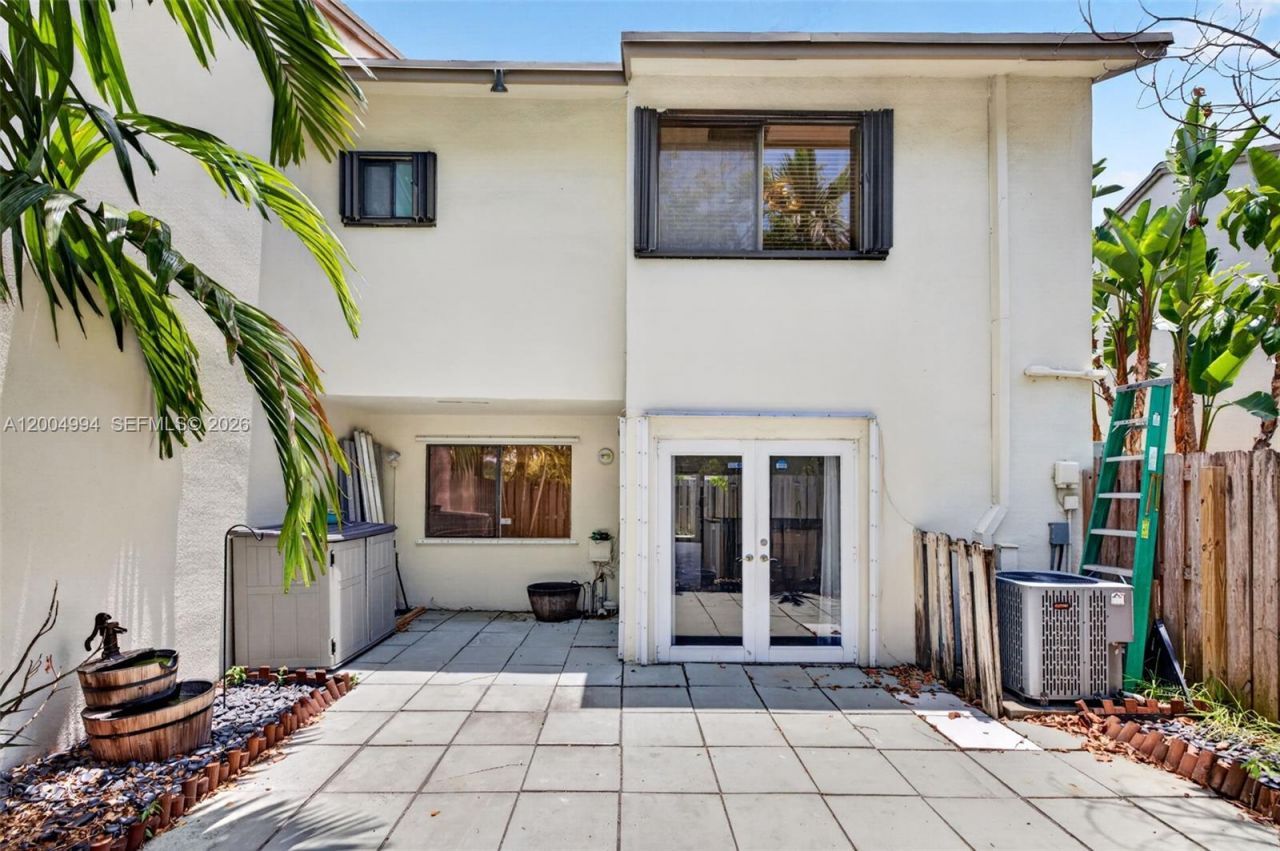 341 City View Dr, Fort Lauderdale, FL 33311 Photo