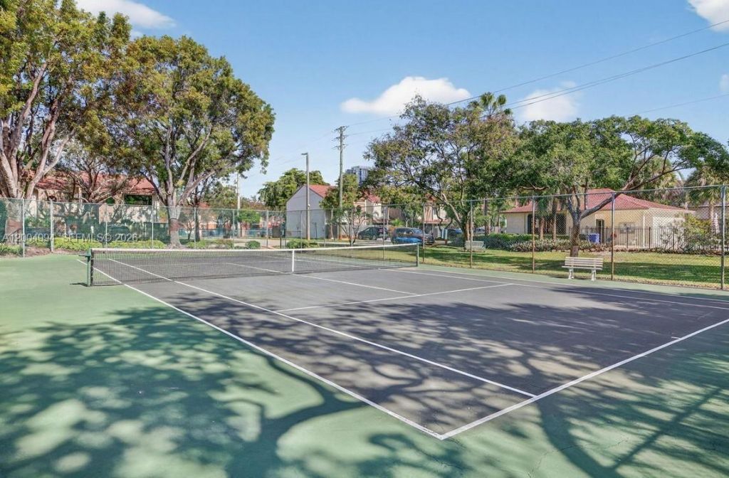 341 City View Dr, Fort Lauderdale, FL 33311 Photo