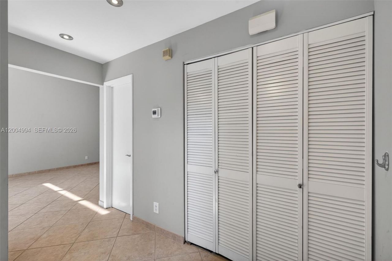 341 City View Dr, Fort Lauderdale, FL 33311 Photo