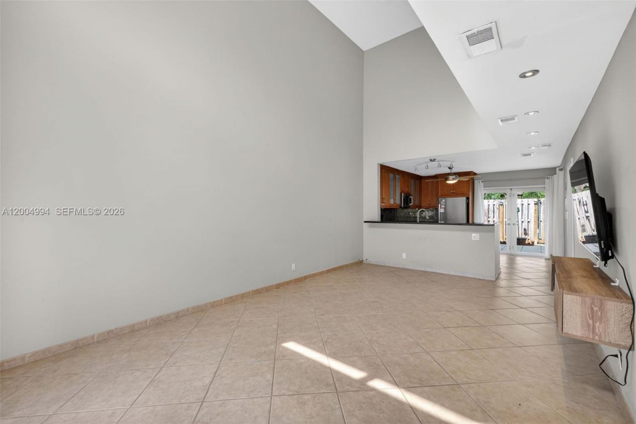 341 City View Dr, Fort Lauderdale, FL 33311 Photo