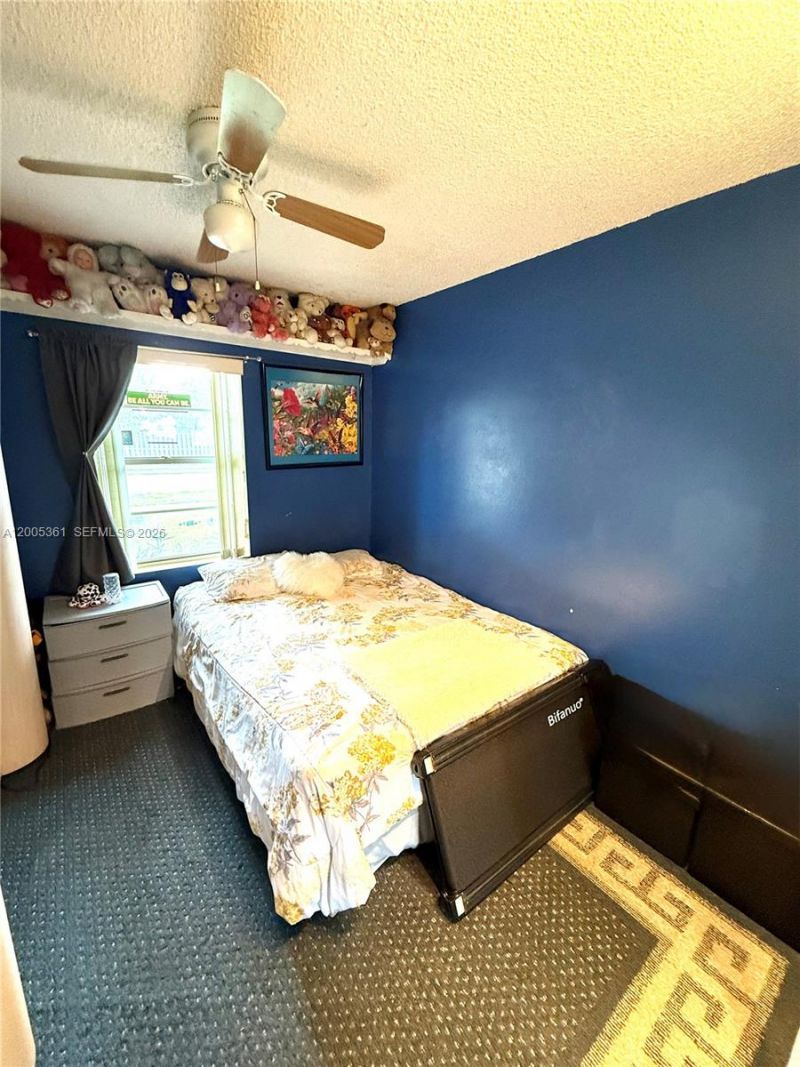 1020 SW 81st Ter, North Lauderdale, FL 33068 Photo