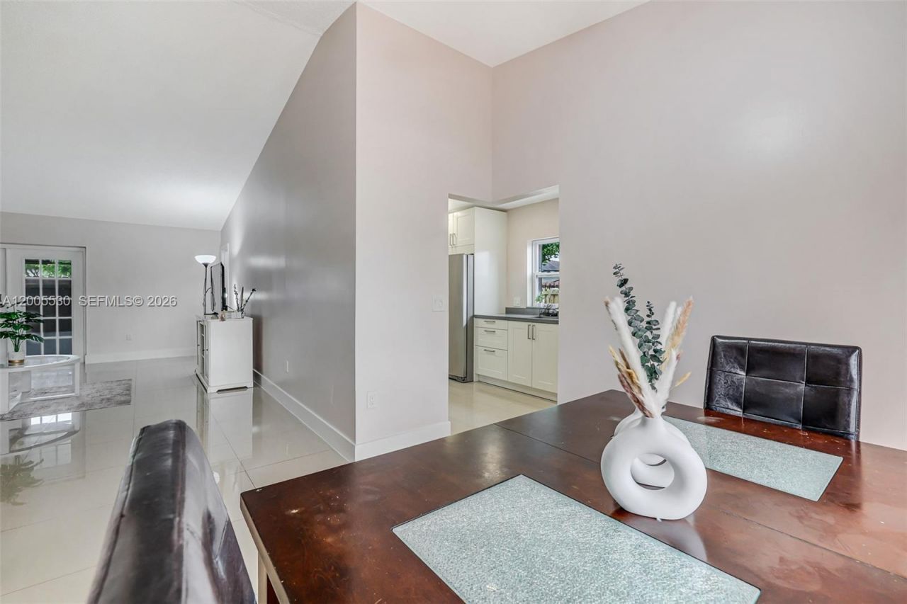 13890 SW 43rd Ter , Miami, FL 33175 Photo