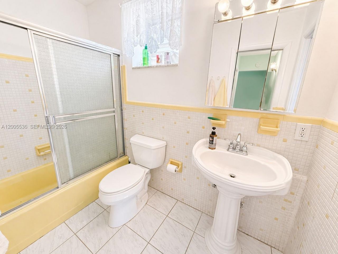 16701 NE 13th Ave , Unit 102, Miami, FL 33162 Photo