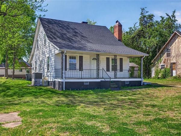 250 Main Street E, Yanceyville, NC 27379