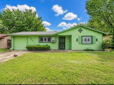 4121 Wilhelm Street, Fort Worth, TX 76119