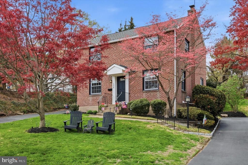 506 SAINT ALBANS ROAD , HAVERTOWN, PA 19083