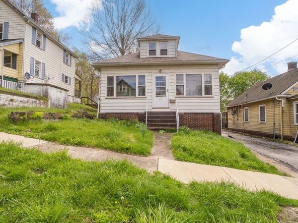 45 Walter Street, Campbell, OH 44405