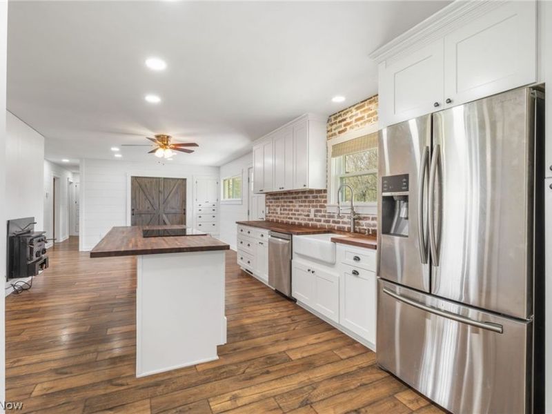 14177 Millersburg Road SW, Navarre, OH 44662 Photo 11