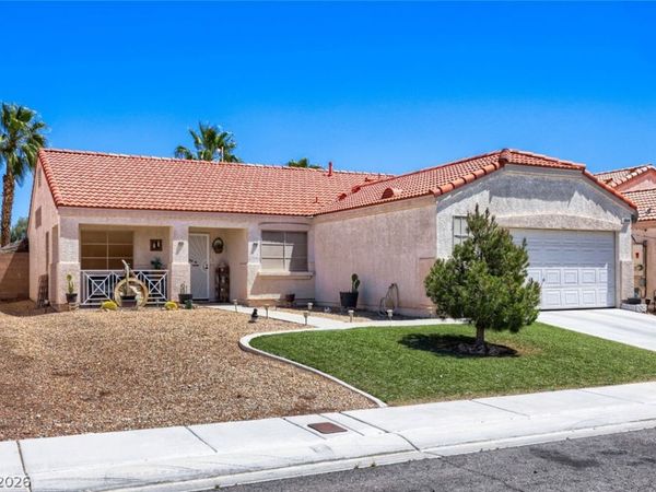 5848 Creekside Sands Lane, North Las Vegas, NV 89031