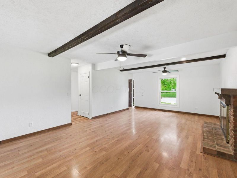 1150 Chanteloup Drive, Marion, OH 43302 Photo 8