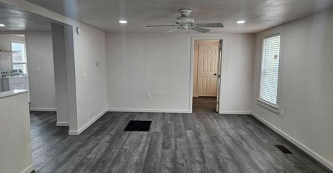 633 B St, Yuba City, CA 95991 Photo