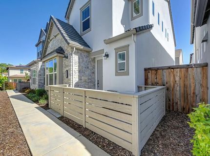 2370 Macanudo Walk Ave, Sacramento, CA 95818 Photo