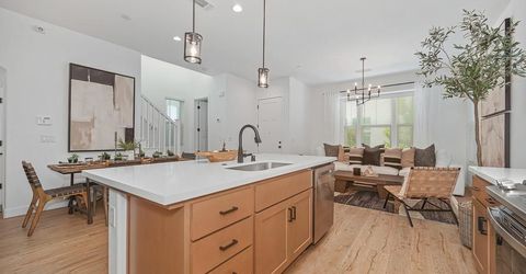 2370 Macanudo Walk Ave, Sacramento, CA 95818 Photo