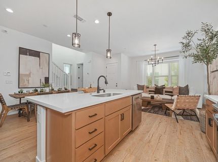 2370 Macanudo Walk Ave, Sacramento, CA 95818 Photo