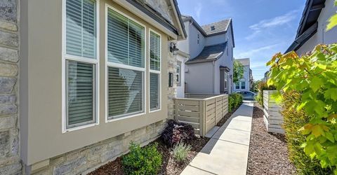 2370 Macanudo Walk Ave, Sacramento, CA 95818 Photo