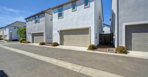 2370 Macanudo Walk Ave, Sacramento, CA 95818 Photo