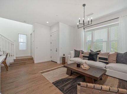2370 Macanudo Walk Ave, Sacramento, CA 95818 Photo