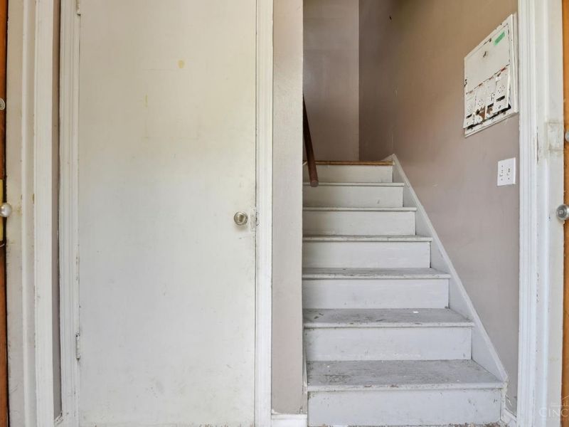 2525 Flanigan Court, Cincinnati, OH 45239 Photo 4