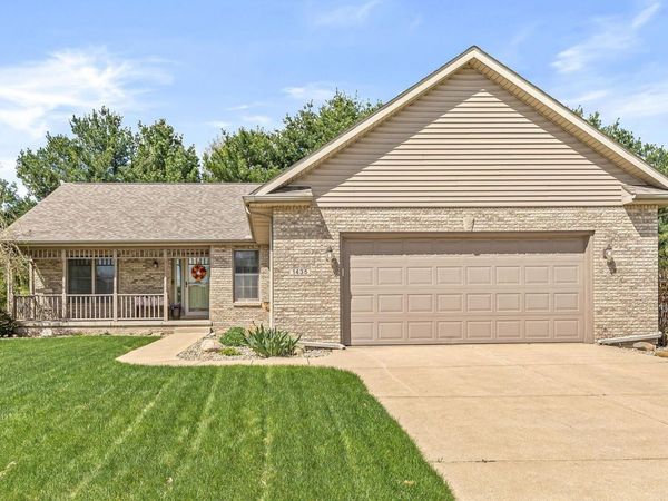 1435 Anchor Court, Mishawaka, IN 46544