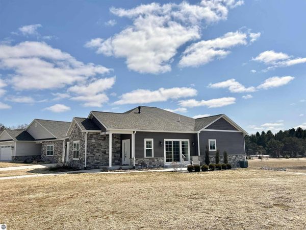 5102 Sheffer Farm Road, Traverse City, MI 49685