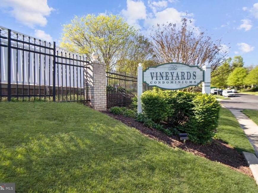 13613 Sir Thomas Way, Unit 1-A-22, Silver Spring, MD 20904 Main Photo