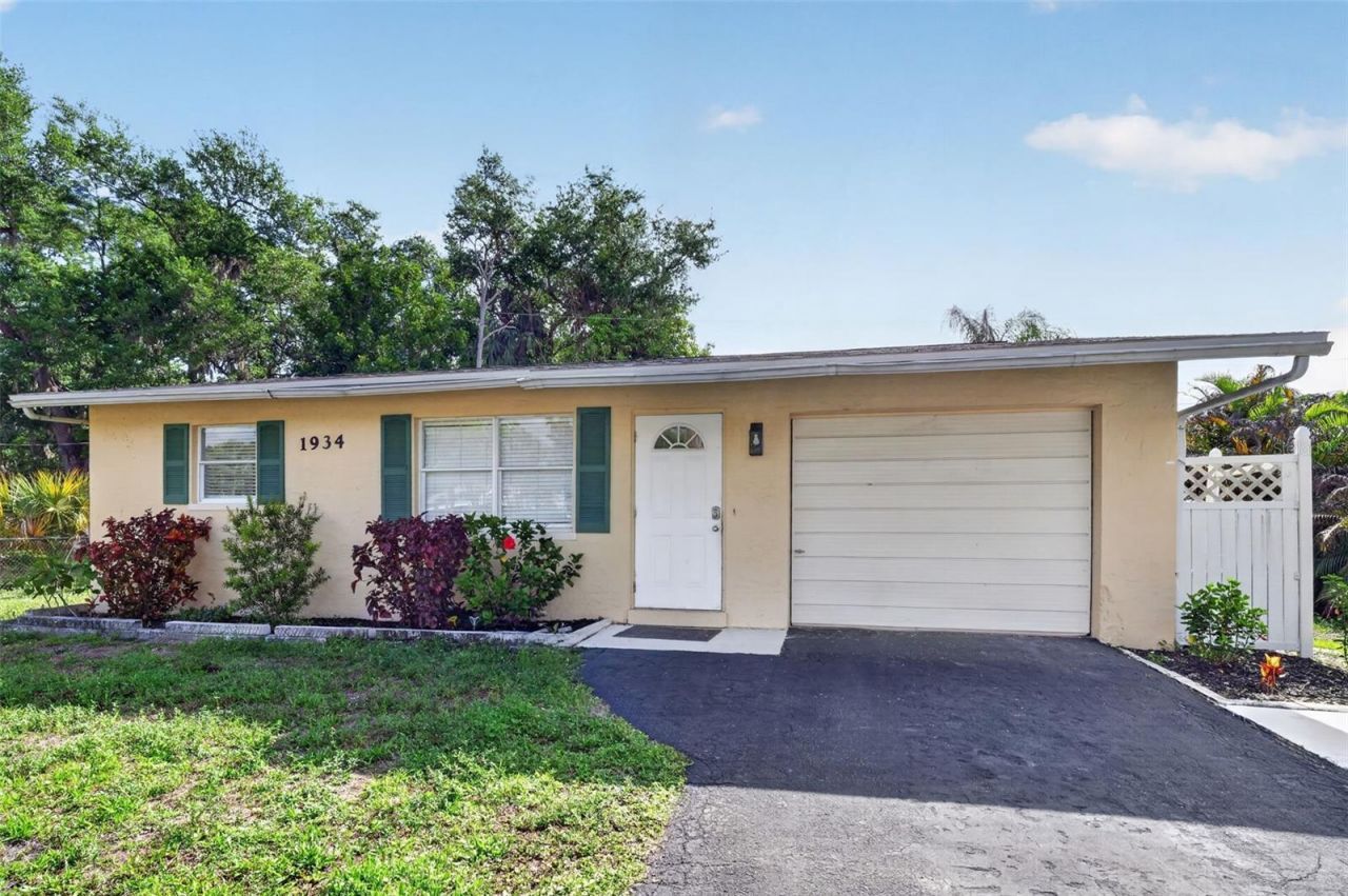 1934 Flamingo Drive , North Fort Myers, FL 33917 Photo
