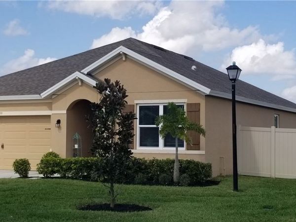 2199 Harwick Circle SW, Vero Beach, FL 32968