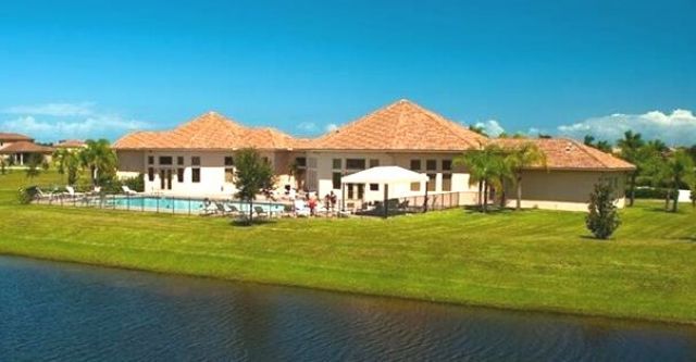 2199 Harwick Circle Sw, Vero Beach, FL 32968 Photo