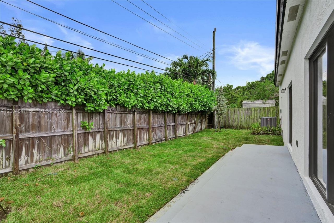 1913 SW 97th Ave , Miramar, FL 33025 Photo