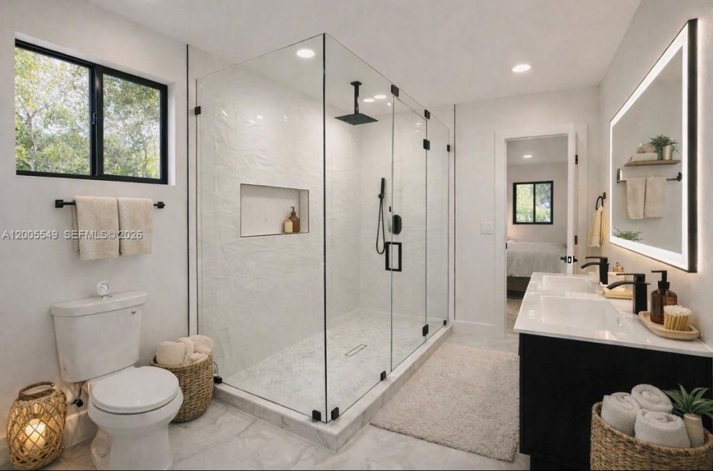 1810 NE 161st St, North Miami Beach, FL 33162 Photo