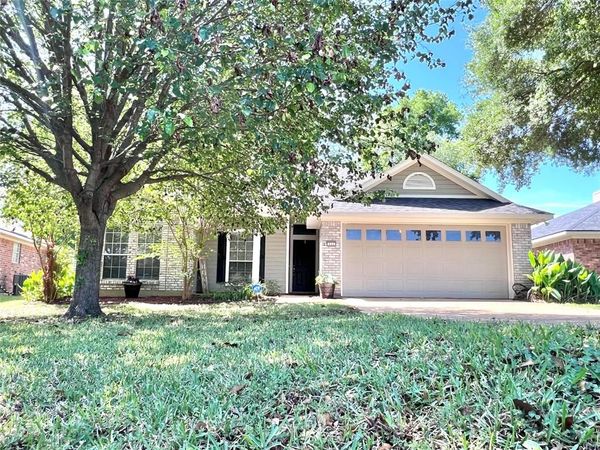 311 S Parkridge Drive , Benton, LA 71006