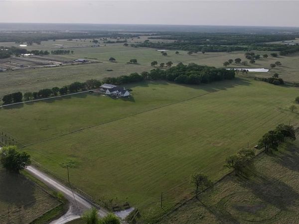 559 HCR 2203 , Aquilla, TX 76622