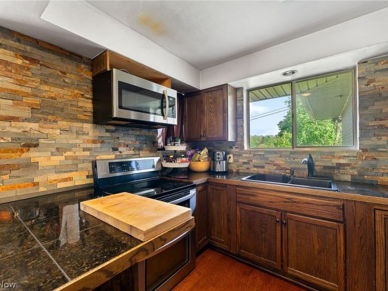 1257 Adler Street, East Liverpool, OH 43920 Photo 5