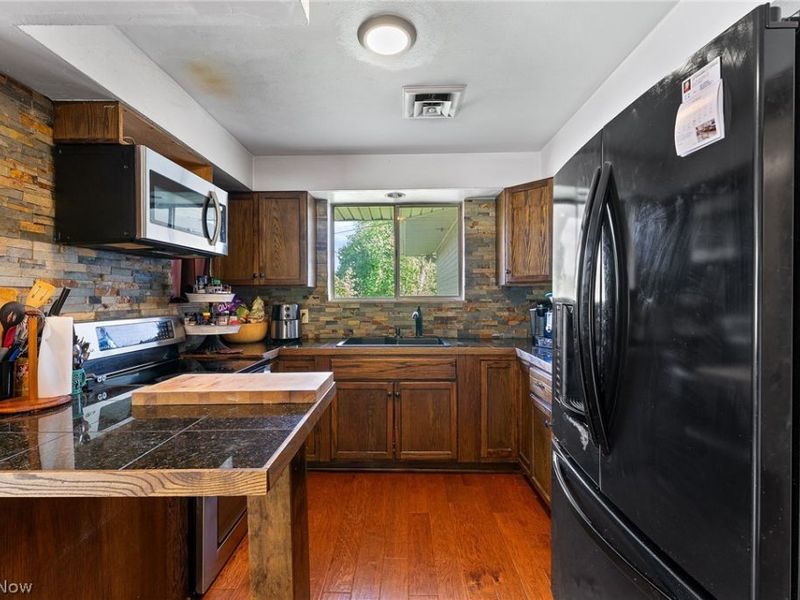 1257 Adler Street, East Liverpool, OH 43920 Photo 8