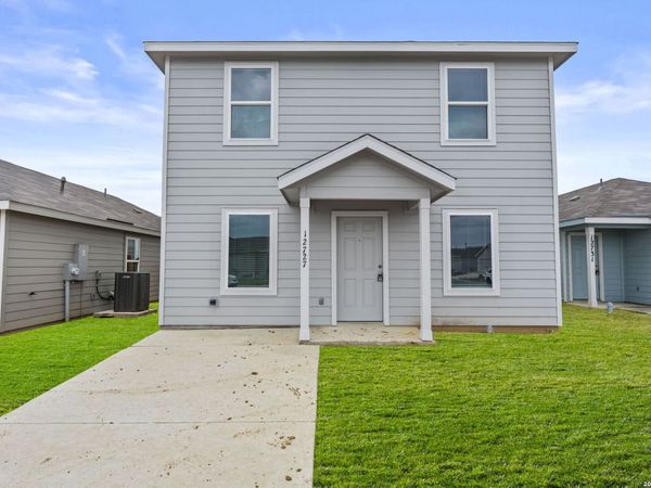 12727 Kathleen St, St Hedwig, TX 78152