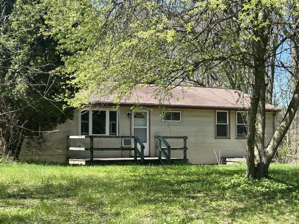 13790 Hutchinson Road, Dowling, MI 49050