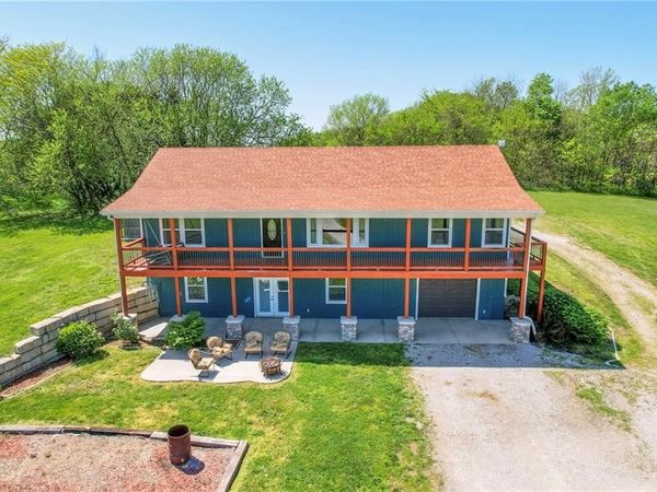 30960 Somerset Road, Paola, KS 66071